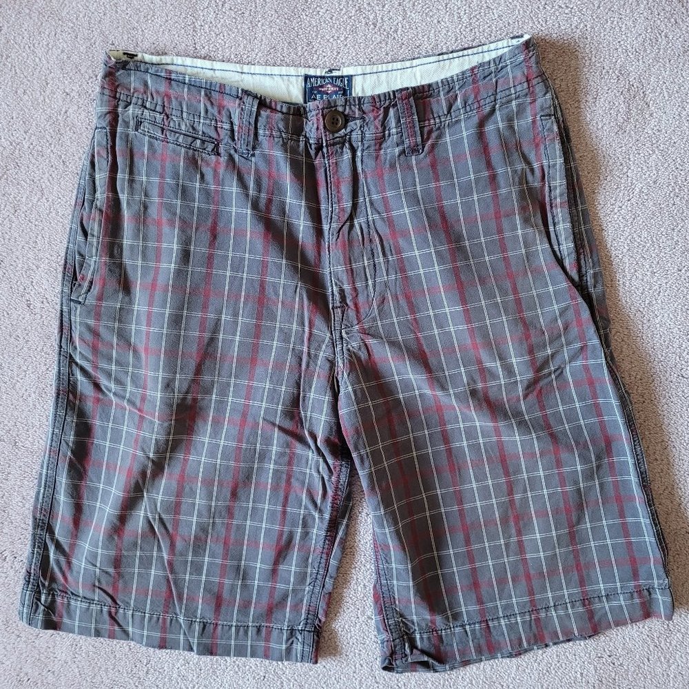 American Eagle Gray Plaid Shorts Size 30